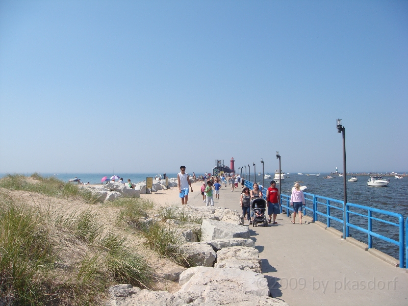 Western Michigan [2009] 007.JPG - Scenes from Grand Haven, Michigan.